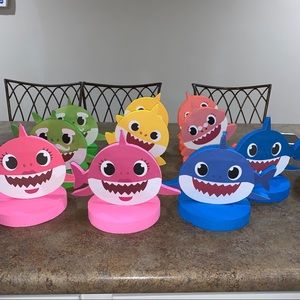 Baby Shark center pieces